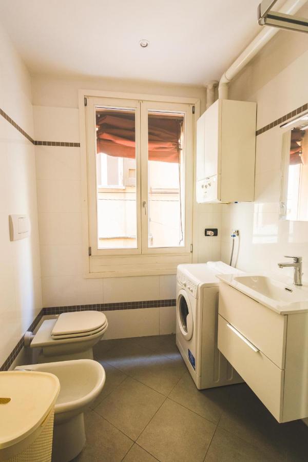 Getthekey S.Felice Suites Bologna Ngoại thất bức ảnh